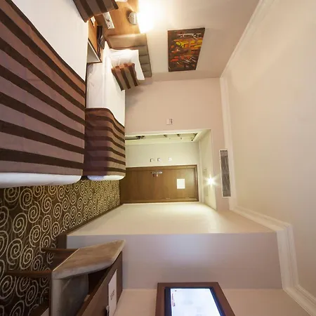 Hotel Delta & Old 3*