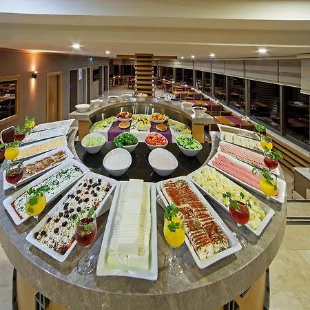 Отель Delta & Old