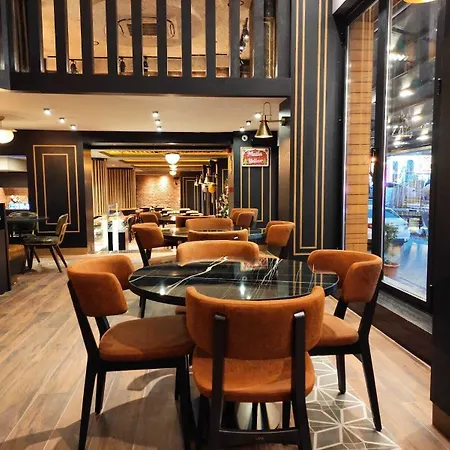 Delta & Old Hotel 3*