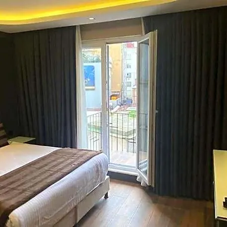 Hotel Delta & Old 3*