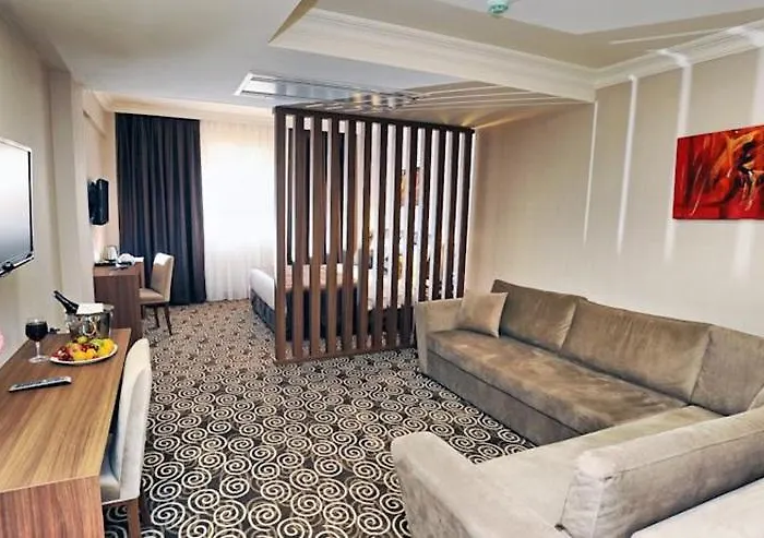 Delta & Old فندق 3*