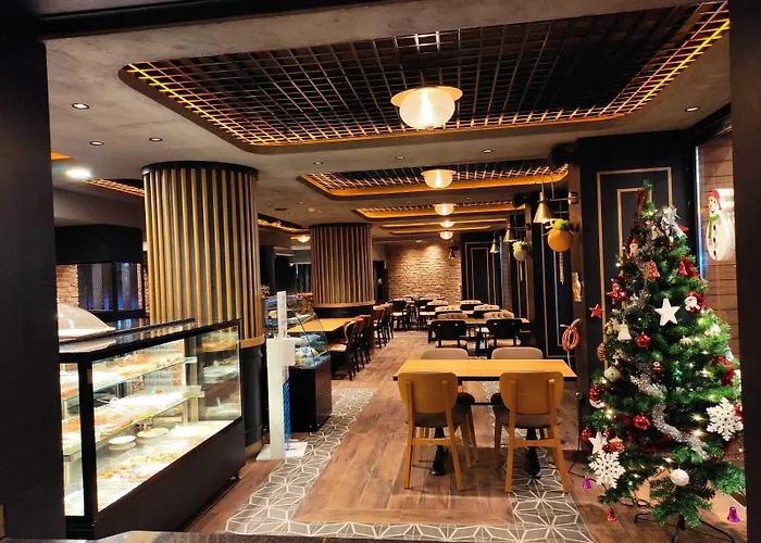 Delta & Old فندق