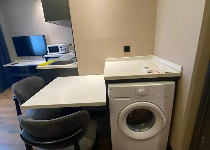 Delta & Old فندق