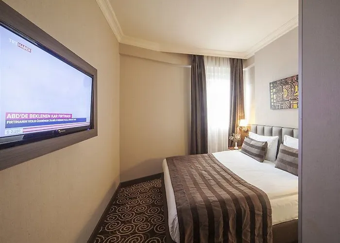 Delta & Old اسطنبول