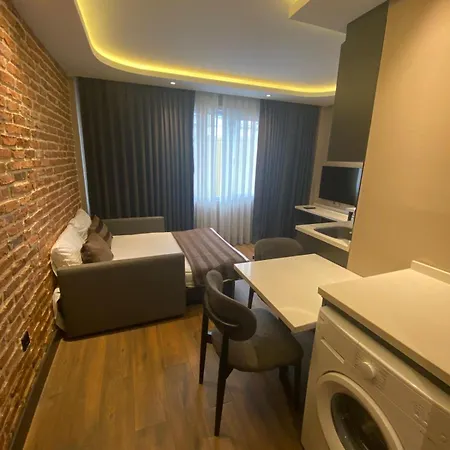 Delta & Old Hotel 3*