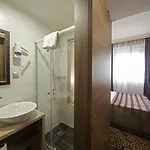 Delta & Old 3* Стамбул