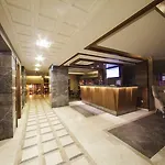 Отель Delta & Old 3*